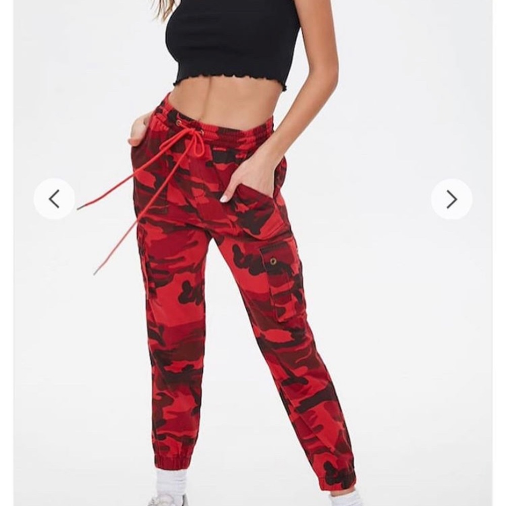 Forever 21 Red Camo Drawstring Joggers